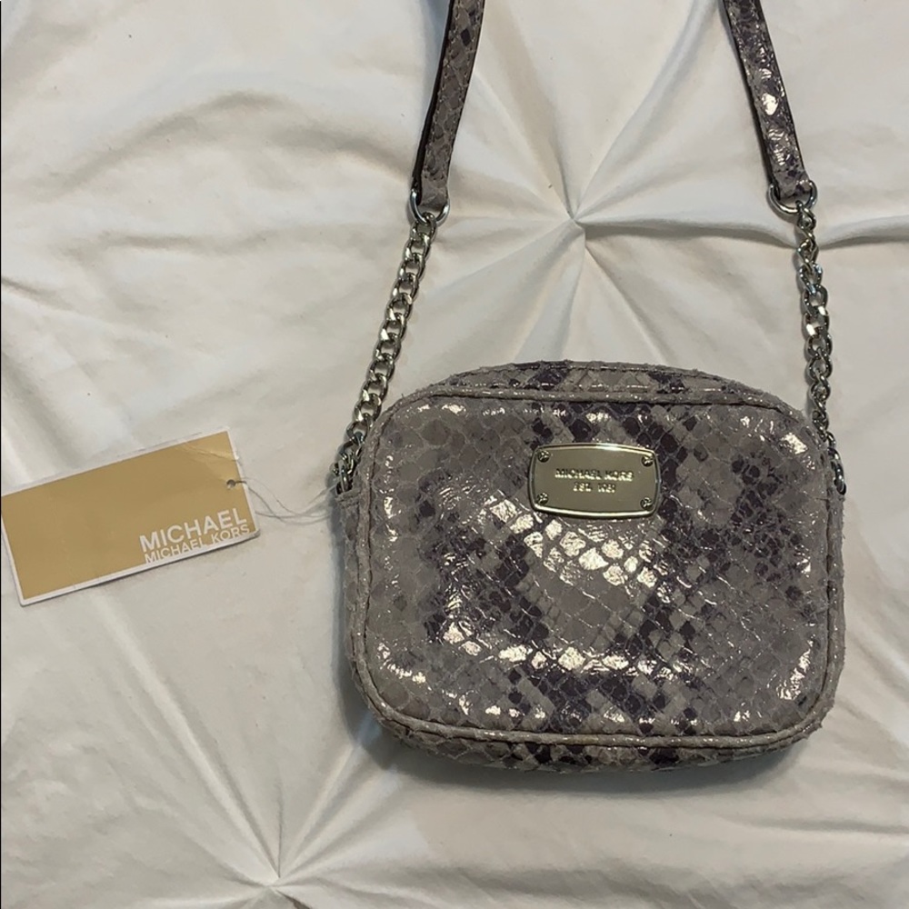 Michael kors crossbody